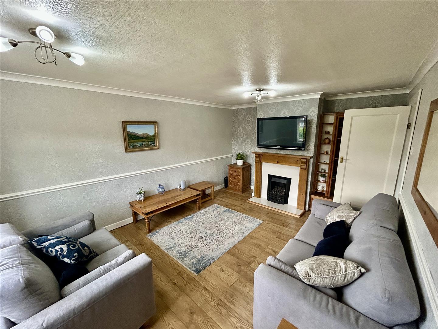 Property Image d67d9fa4-8681-431f-a30f-183d2142403b