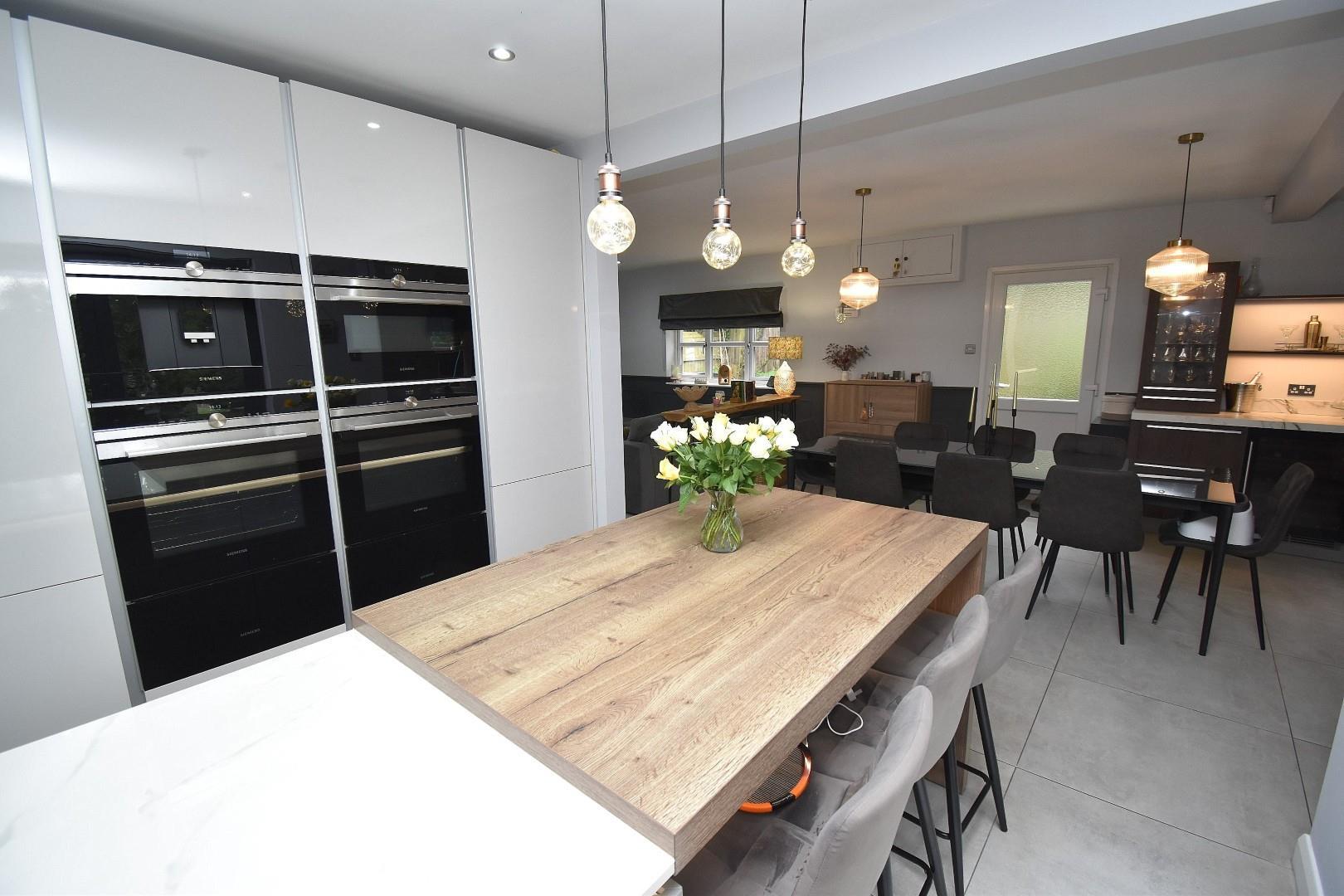 Property Image d67feb40-7590-403e-a623-cf0efbc254e8