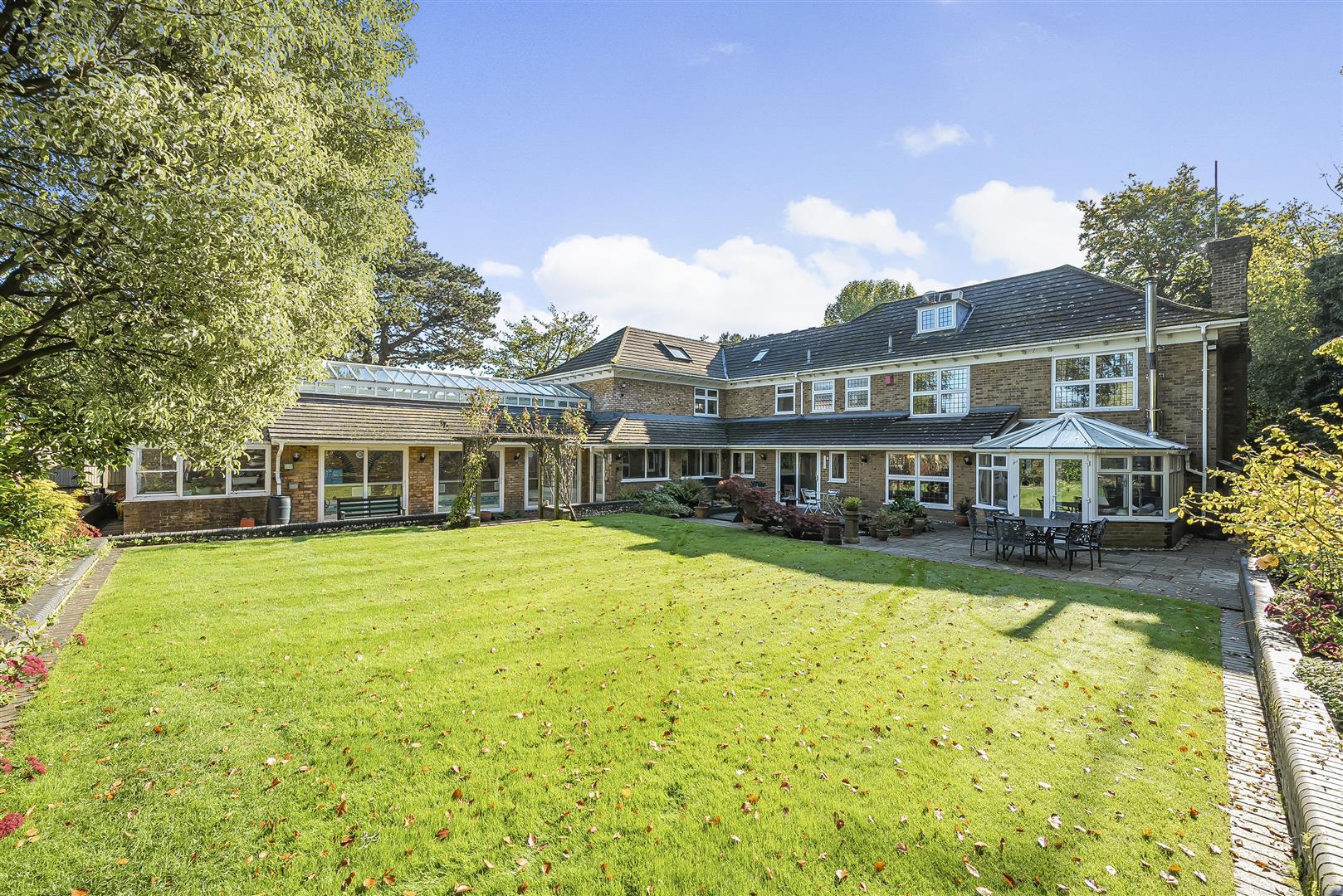 Property Image d68189a4-d4b0-4596-9f95-d1a70fe0100b