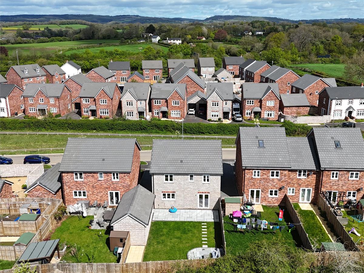 Property Image d69452db-62d6-48eb-b45b-db9f2c15b35b