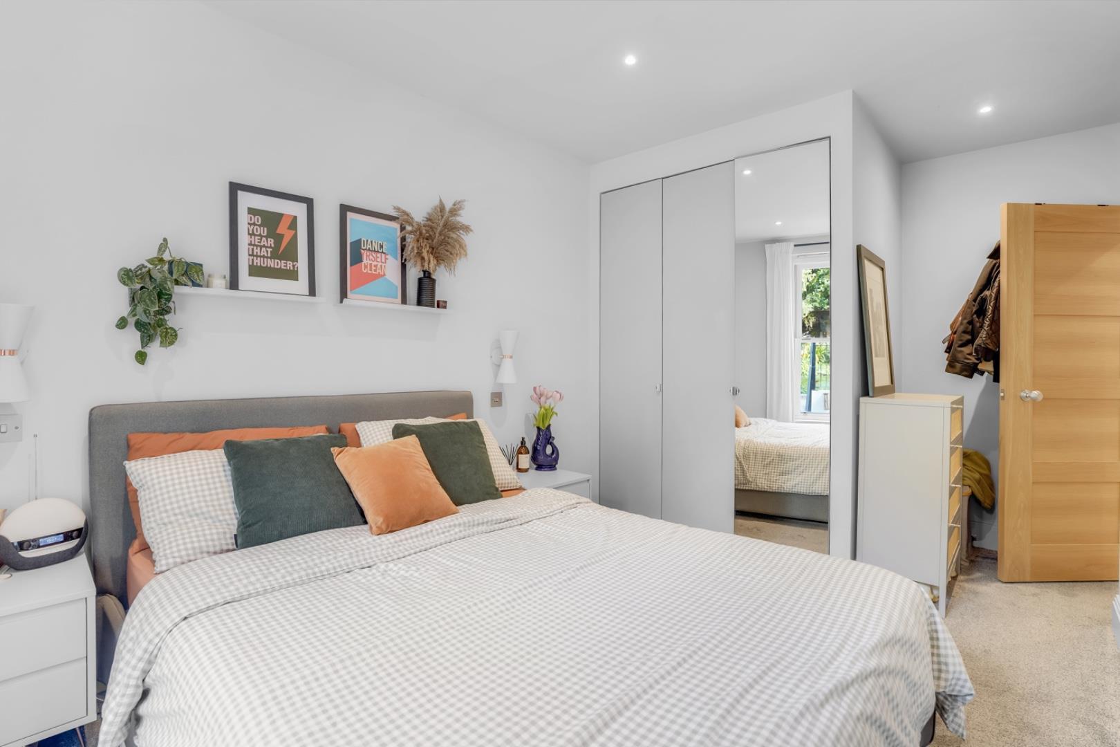 Property Image d6a878ca-9511-4033-83c7-f6834dd38d06