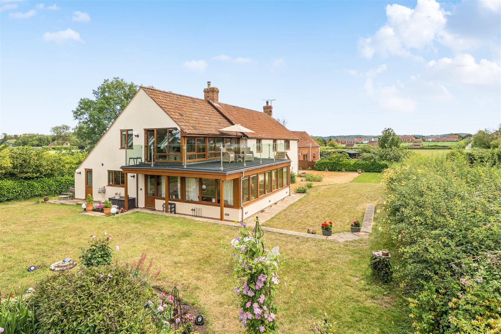 Property Image d6adbe70-60ce-4fae-b9a2-7eaab47ffd7f