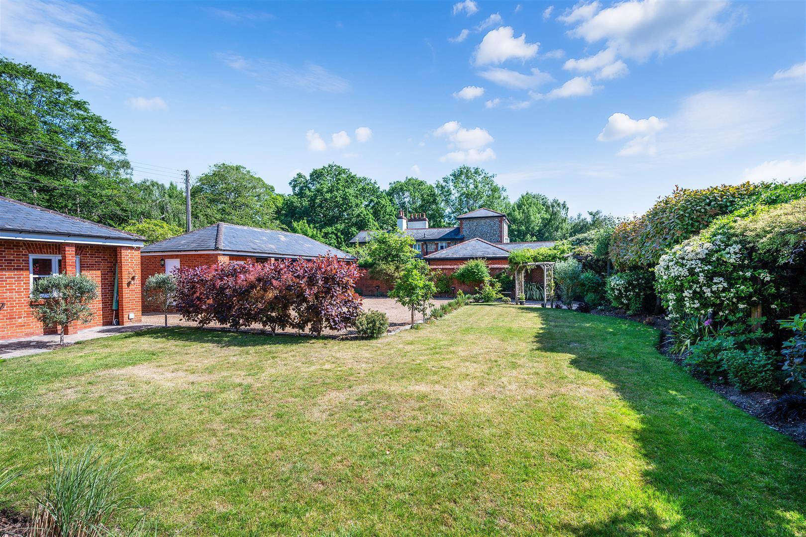 Property Image d6ba8e01-4942-4f25-bf0e-2f161d033847