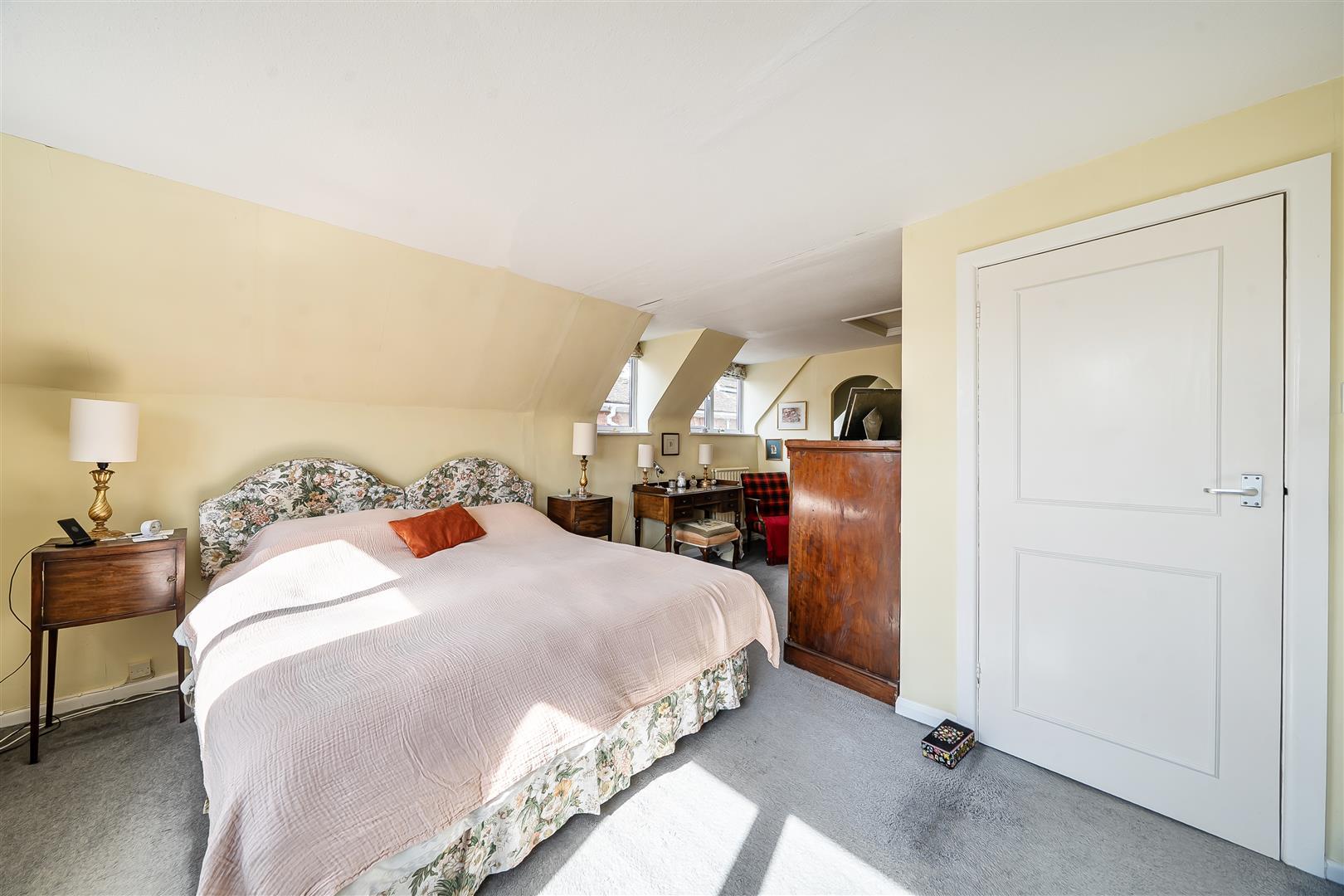 Property Image d6c3de19-ce09-448f-a7fc-7287c053cc64
