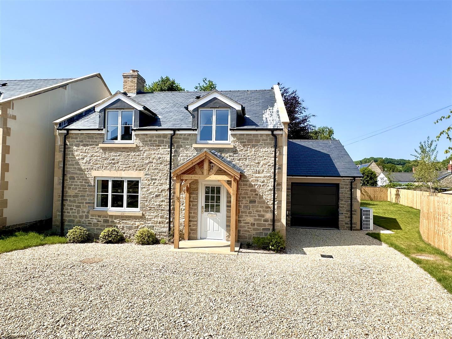 Property Image d6e999bf-66f6-48b8-9f00-9277a37fda99