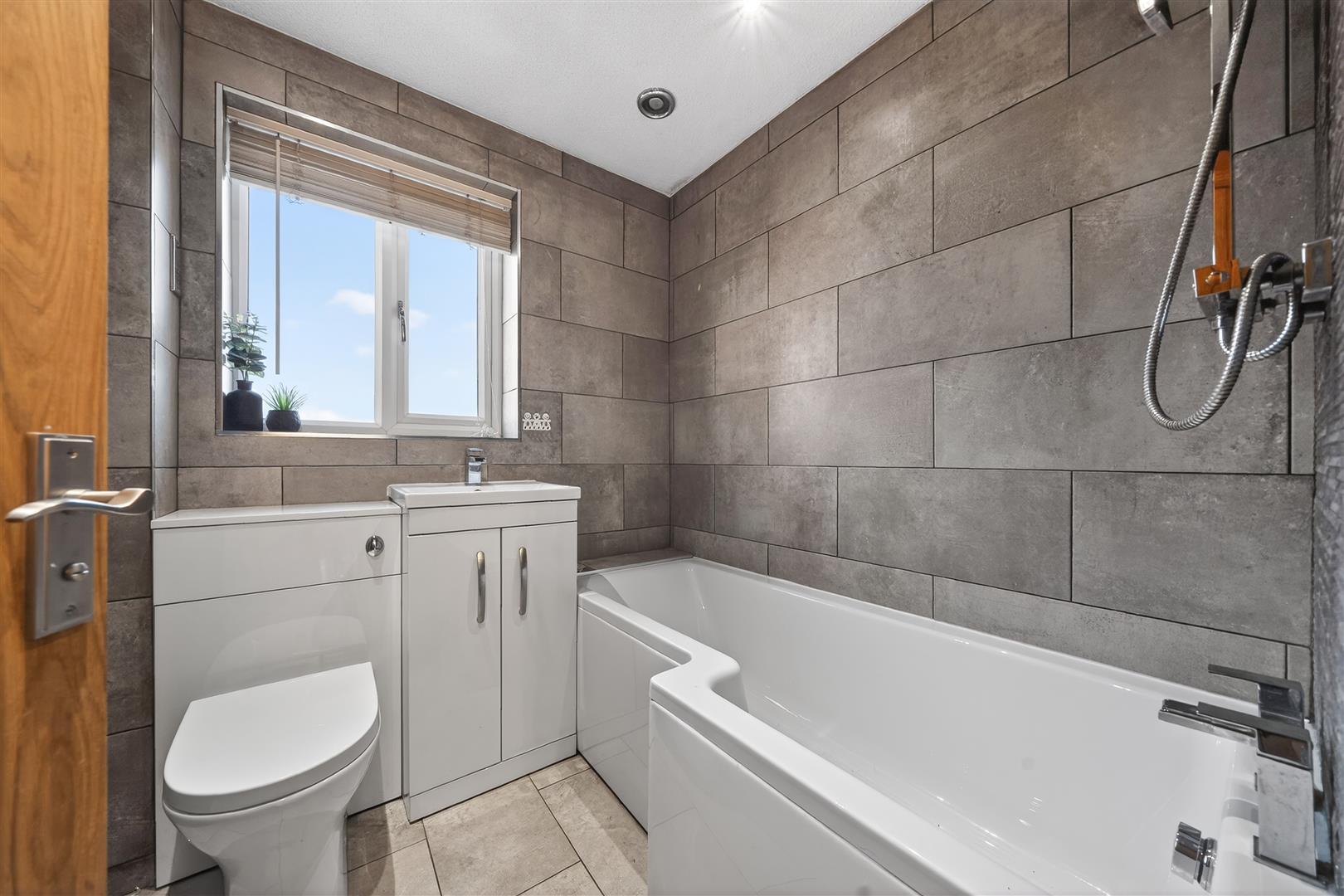 Property Image d700a8ff-ac7e-402d-aebd-fa9a896b2bfe