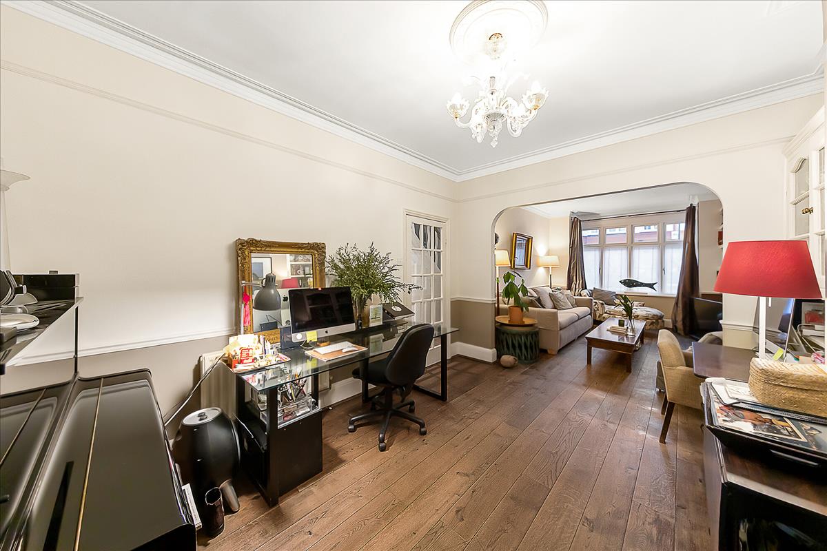 Property Image d700d91a-00df-4be4-a4fc-a15d612ba269
