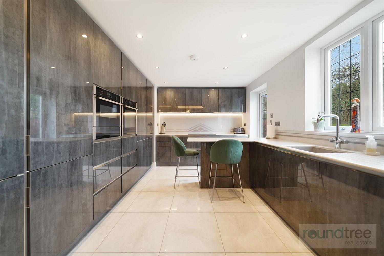 Property Image d70fc7be-34a3-45ed-8ff7-6a440132b37f