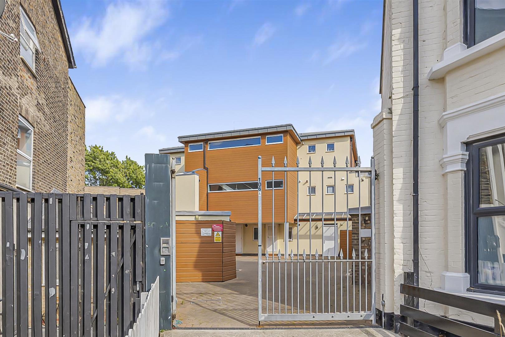 Property Image d717804c-7d94-405f-89af-61d739185af7