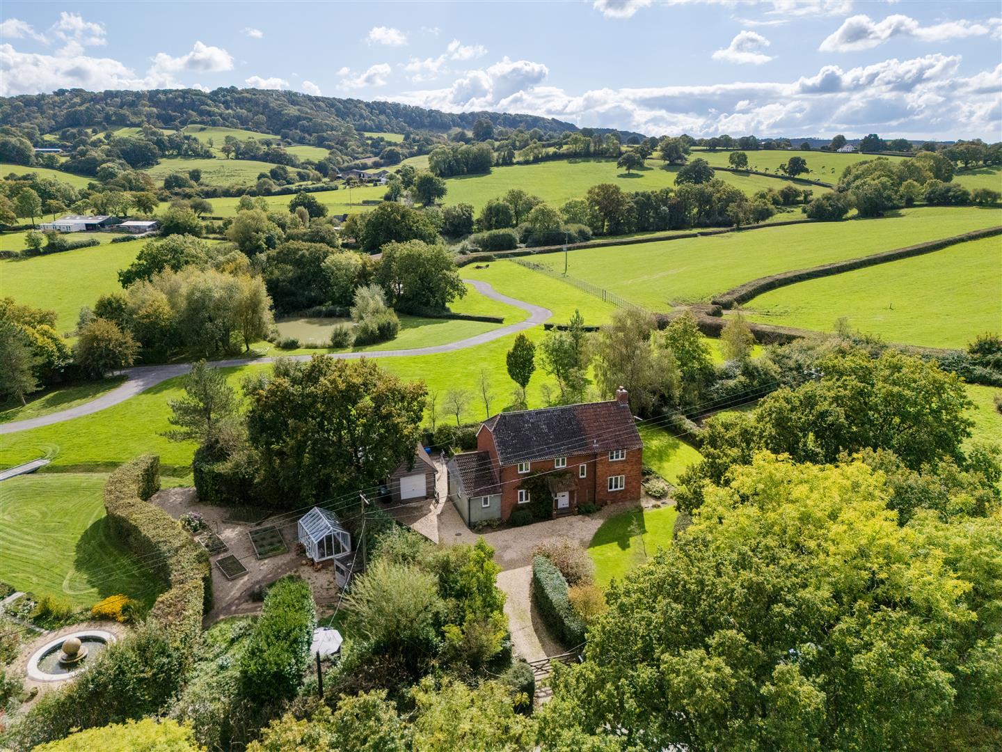 Property Image d7237222-bb0c-4e46-b849-45038e713a2b