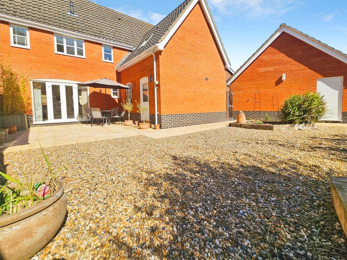 Property Image d744e327-68cc-45c5-aba8-f8431dc451b2