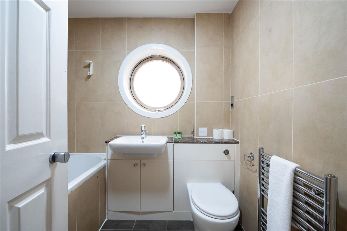 Property Image d7495dd4-0b9c-44c1-a547-84dfbb6279c0