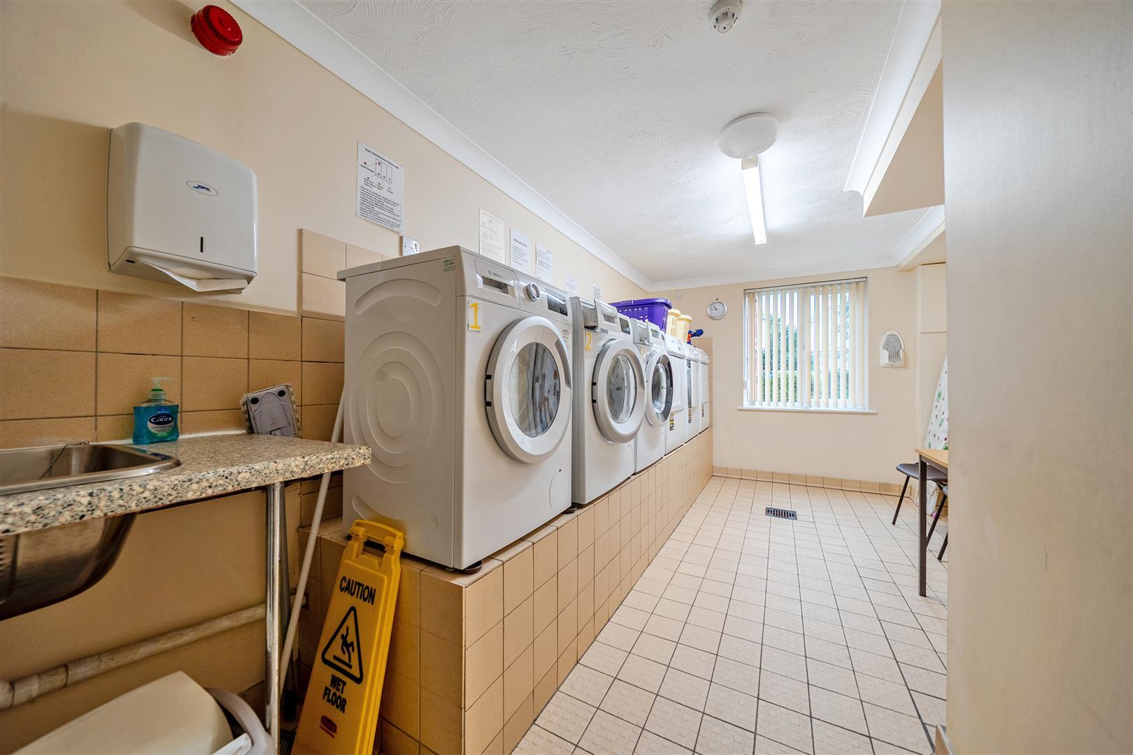 Property Image d74f809f-a07f-4ba5-be6f-be8138c42448