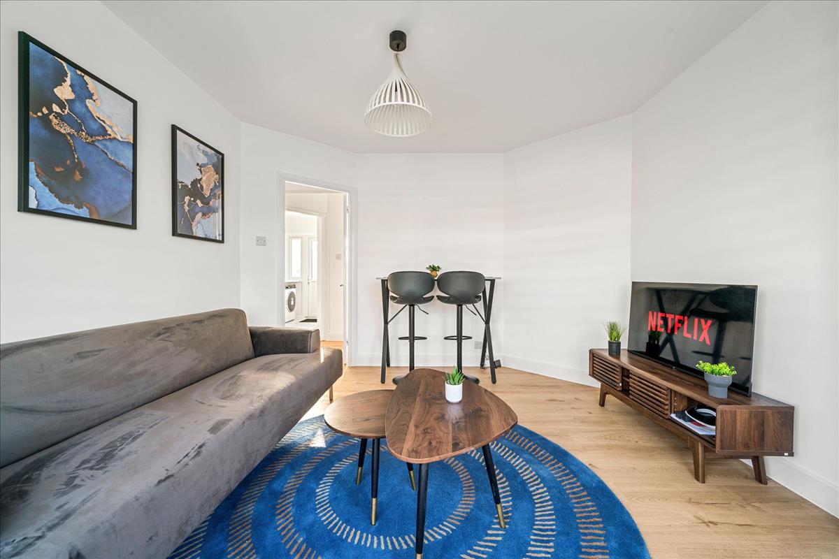 Property Image d7693951-c3ea-4c17-996d-70ac6fcc757a