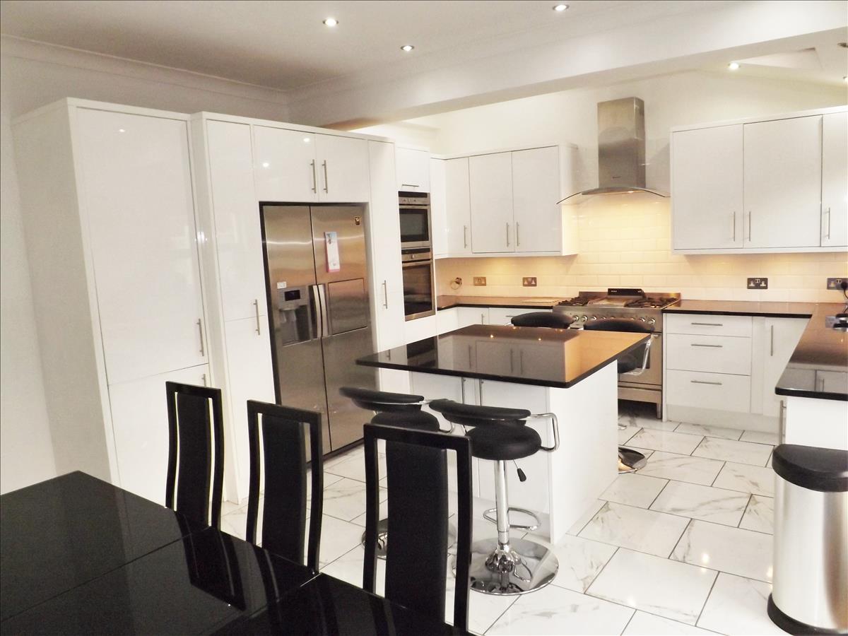 Property Image d76cf0e9-8027-43c9-a588-607abdce85c8