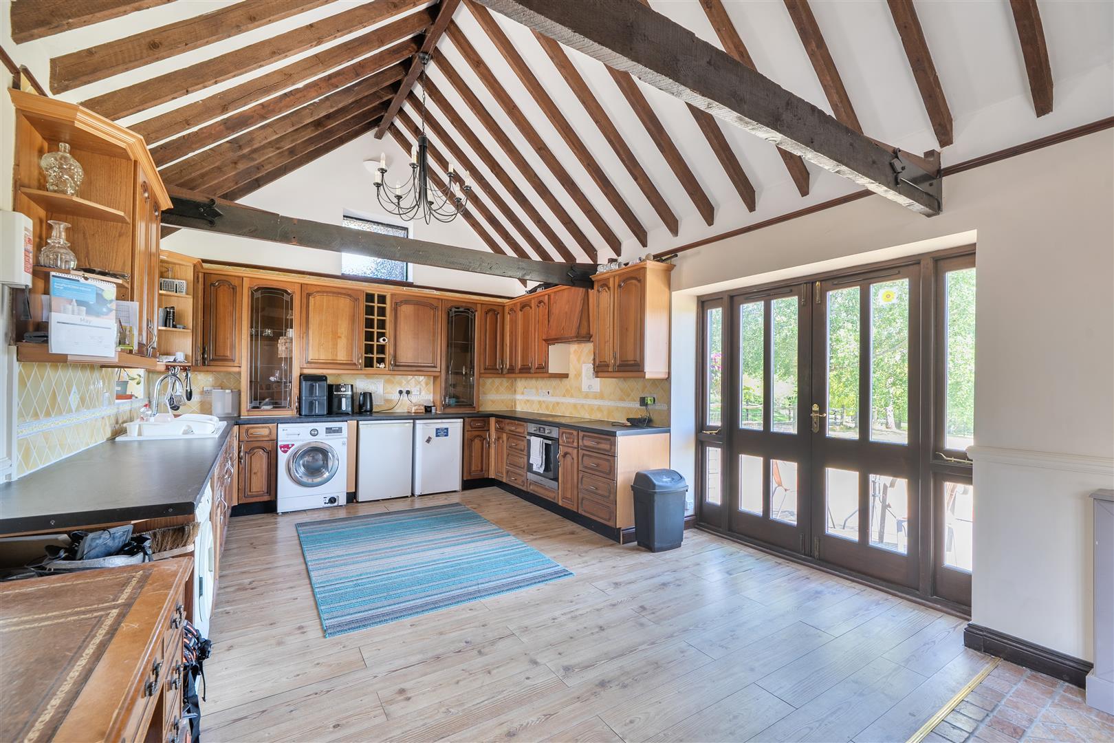 Property Image d770349e-3b7f-40a2-8bbd-9188f65c5ae3
