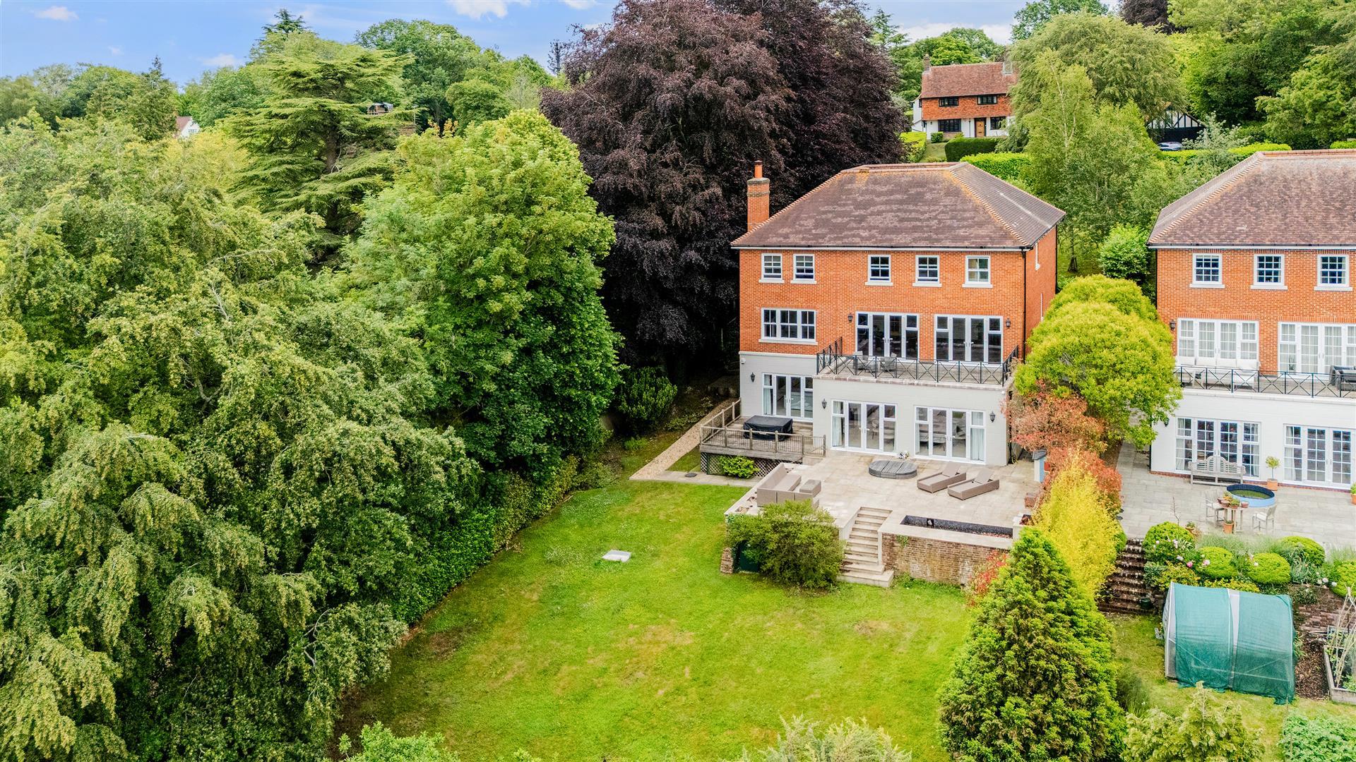 Property Image d7775820-7855-41f6-bb03-aa667858532c