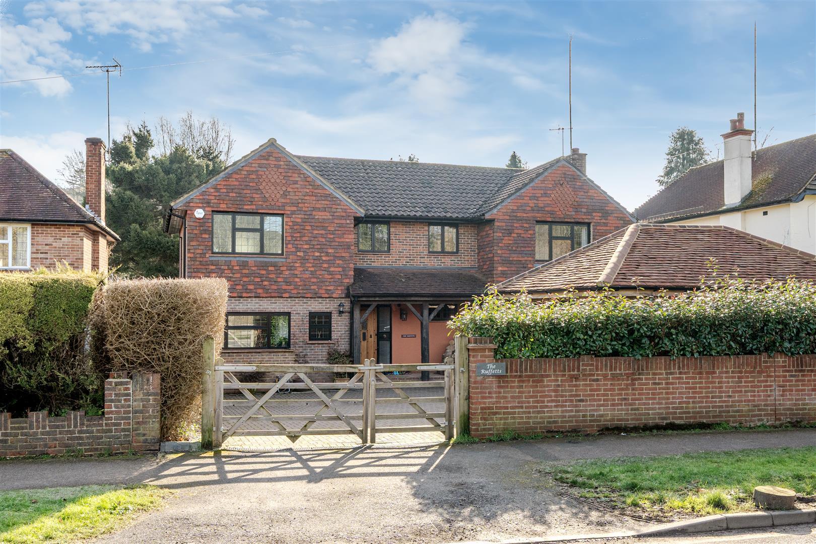 Property Image d785e62a-d4b0-44c8-9f9b-f3a589e4780f