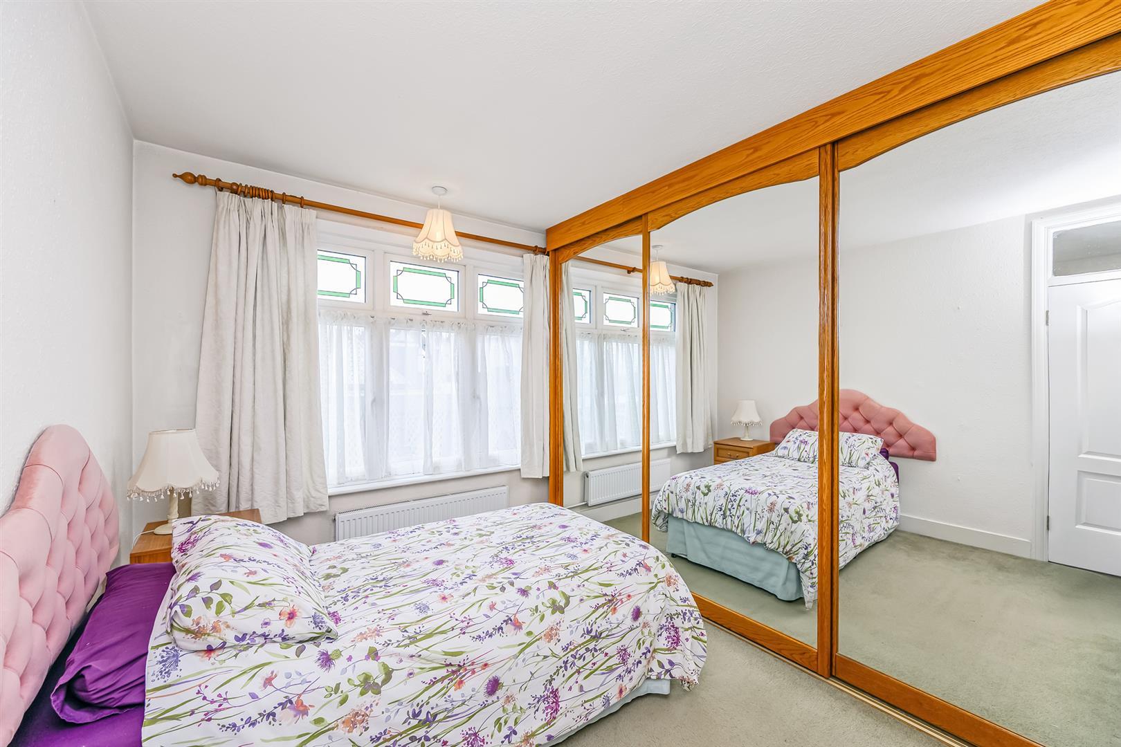 Property Image d78b3b24-15c5-4917-b5a4-414992a135aa