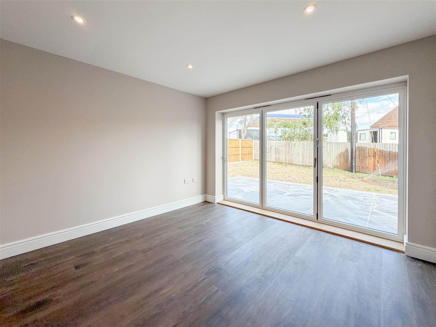 Property Image d78d5702-f068-4103-baea-ac774e11e597