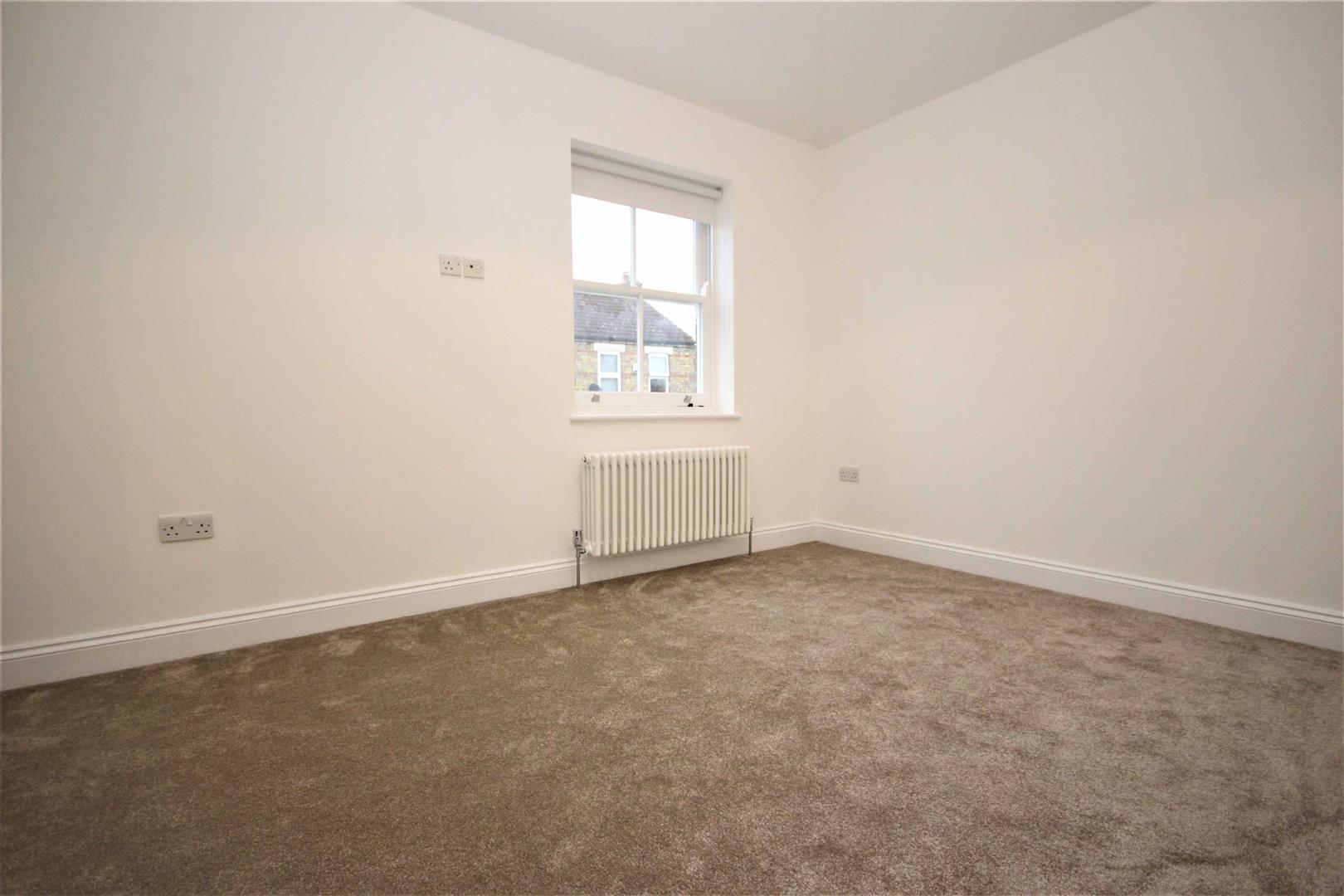 Property Image d79148f4-8107-4039-b47a-1e40135d9eb2