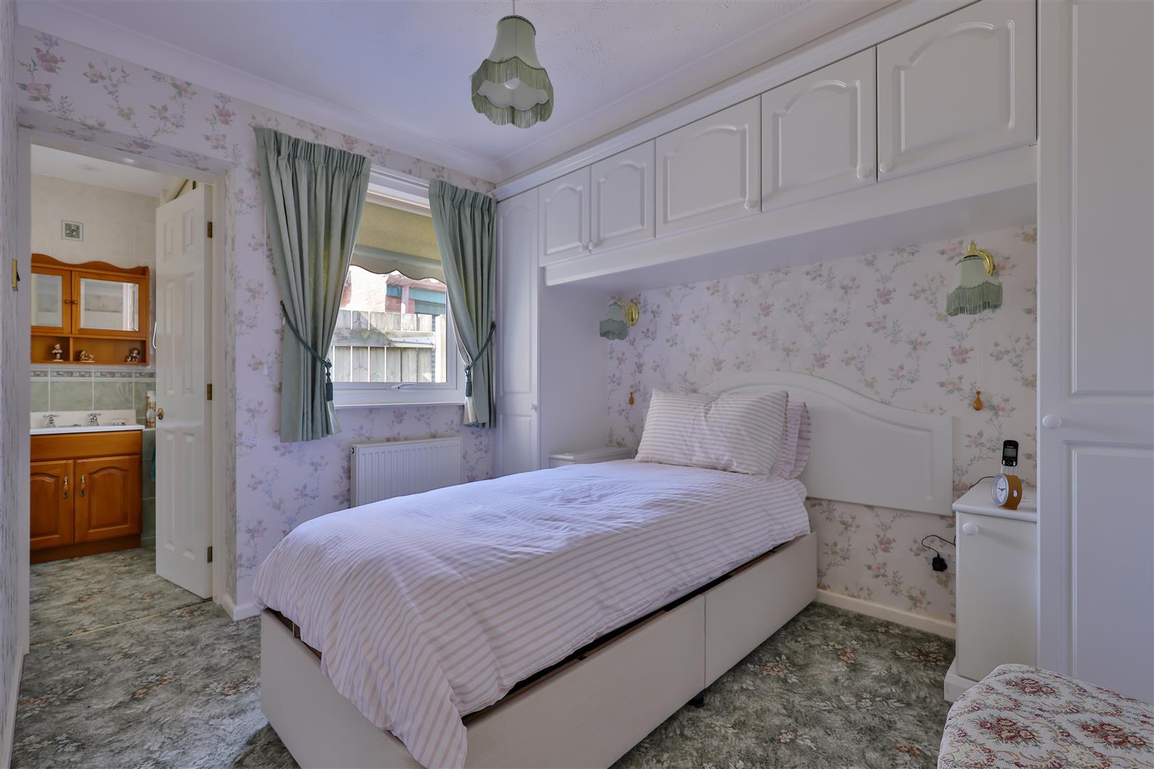 Property Image d7bfe29f-22fa-4868-8426-ddad8c6e3b0e