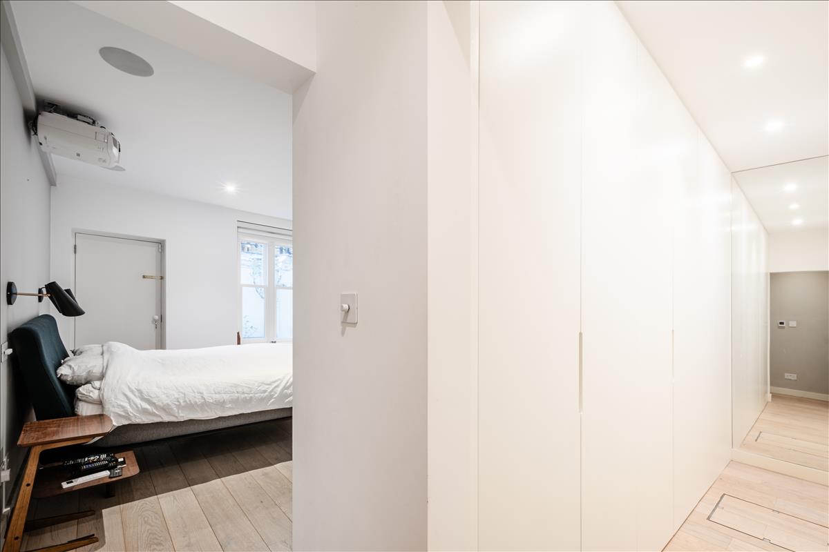Master bedroom. Three bedroom split-level duplex apartment for sale on Orde 