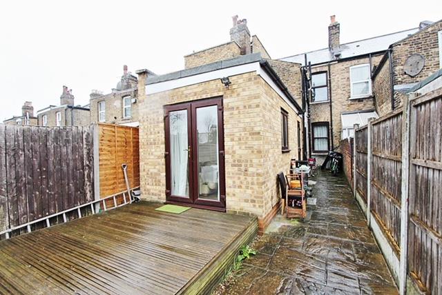 Property Image d7eb1a06-8a6b-429e-a992-850967bcb2c6