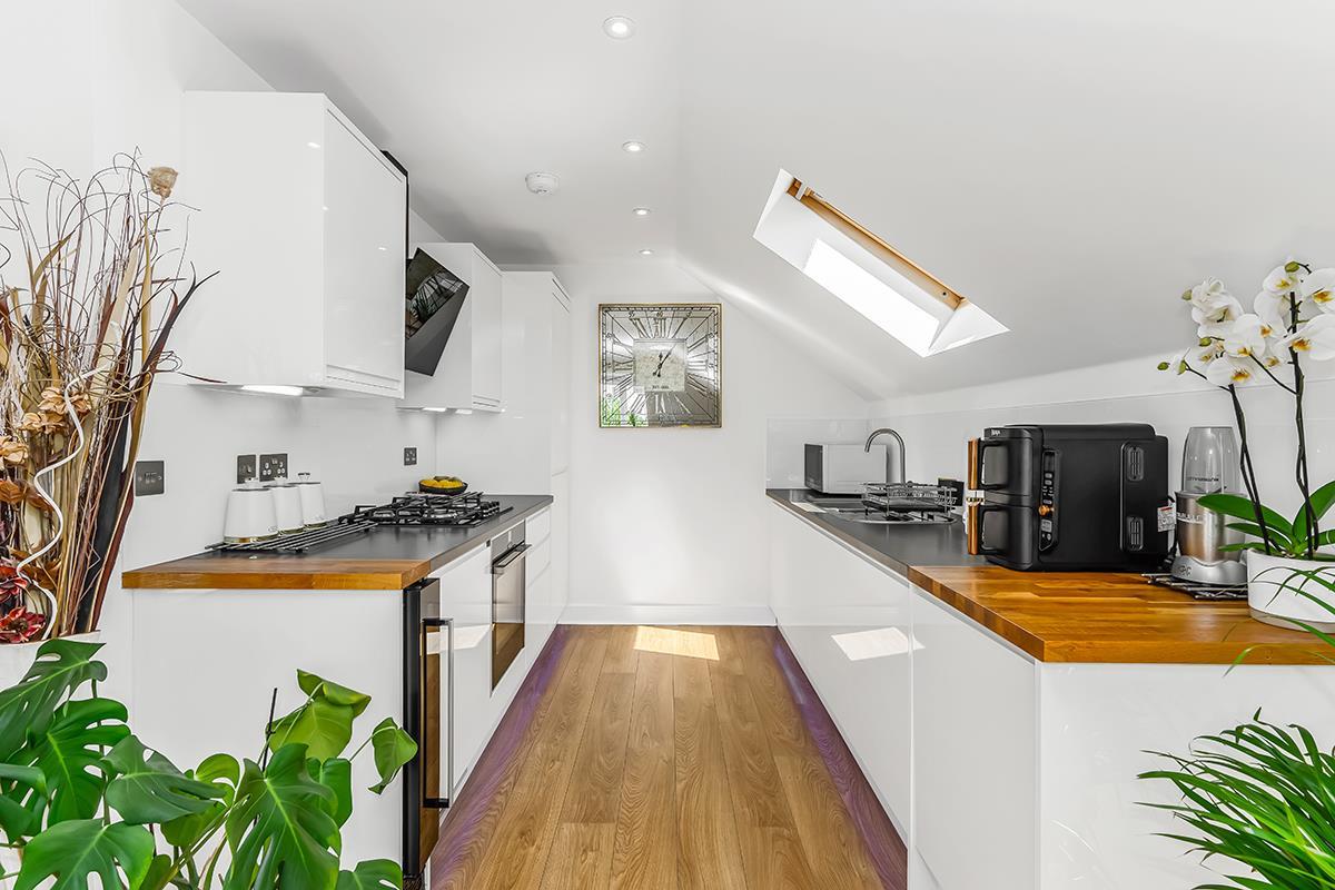 Property Image d801c404-20b1-4e73-9f27-72f5a5826a1b
