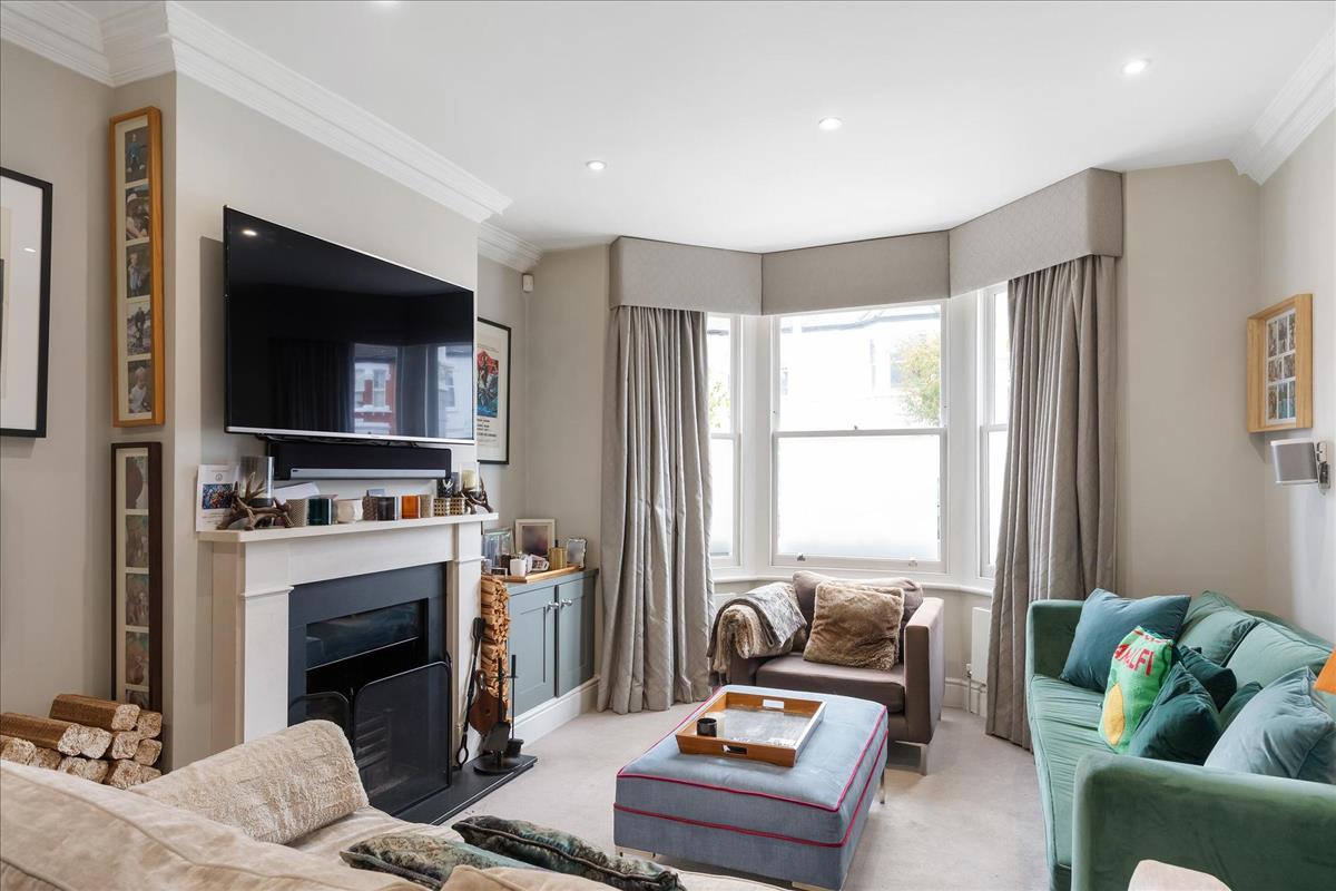 Property Image d8125348-edbb-42cd-803e-e8d3f51eb9af