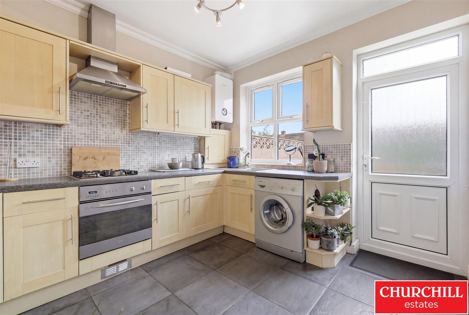 Property Image d82cc2de-6190-4fba-83e3-87a7e9780f2c