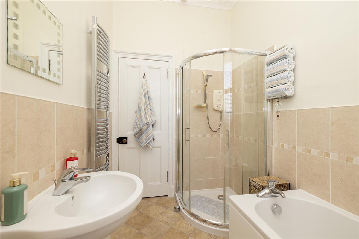 Property Image d82f12b5-3365-4a8f-94bb-db6dc9bed07d