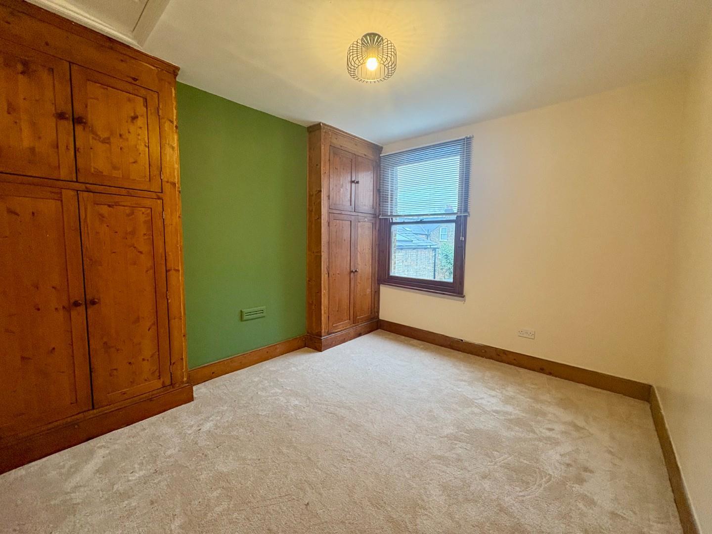 Property Image d83000a1-ff2f-47bb-8ca8-998761d62661