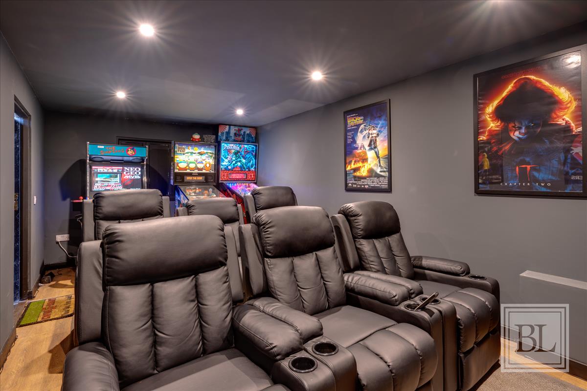 Property Image d8318e32-022c-493d-9667-ed34948fedae