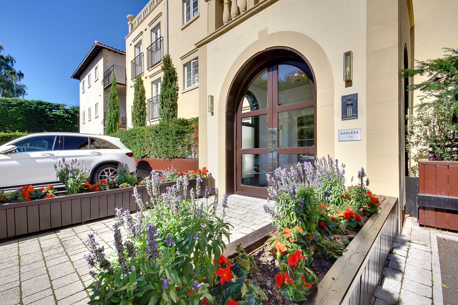 Property Image d838d6f6-0ae7-4e6c-b4f7-b59e6cf49a0b
