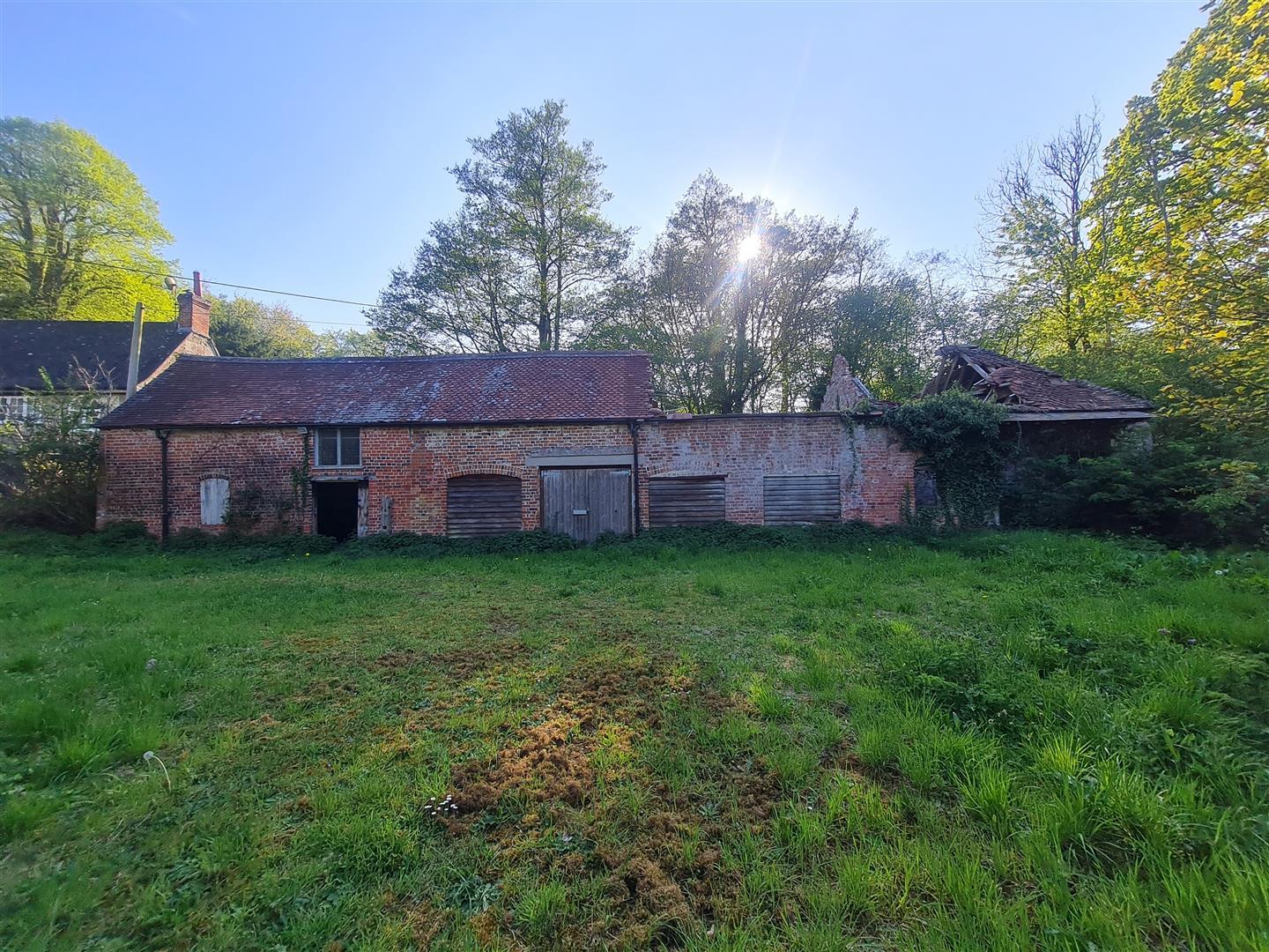 Property Image d844f42b-8296-40e1-8859-b9f216b3252d