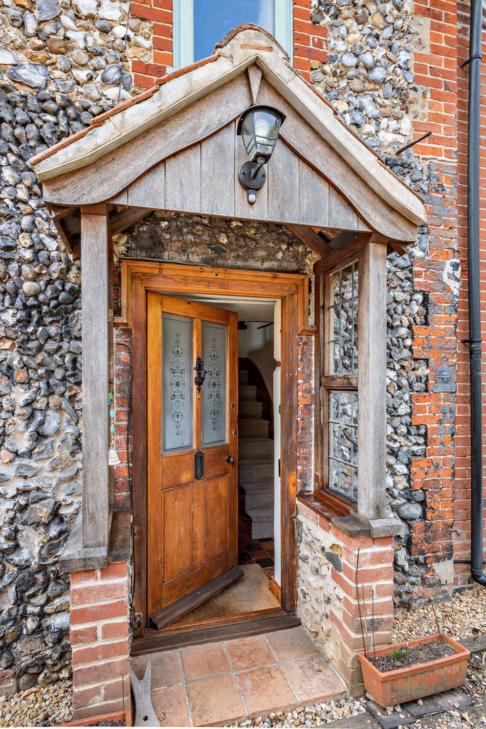 Property Image d85bec37-3ab8-4cc6-8c34-f3e8a80b474c