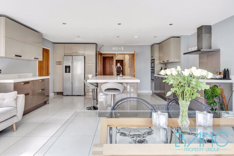Property Image d86cbee9-9aa1-480d-adff-da144ecf3dea