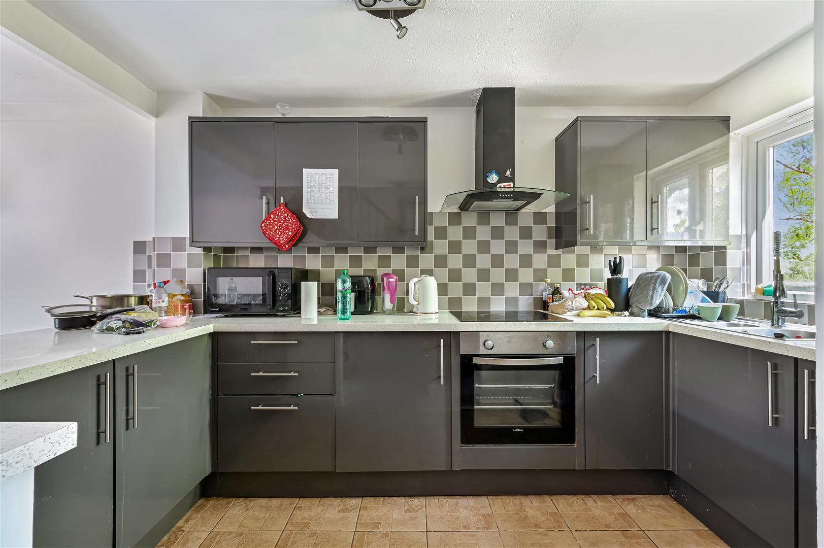 Property Image d87d3ad3-a9d3-4923-b467-acc7dc7bb818