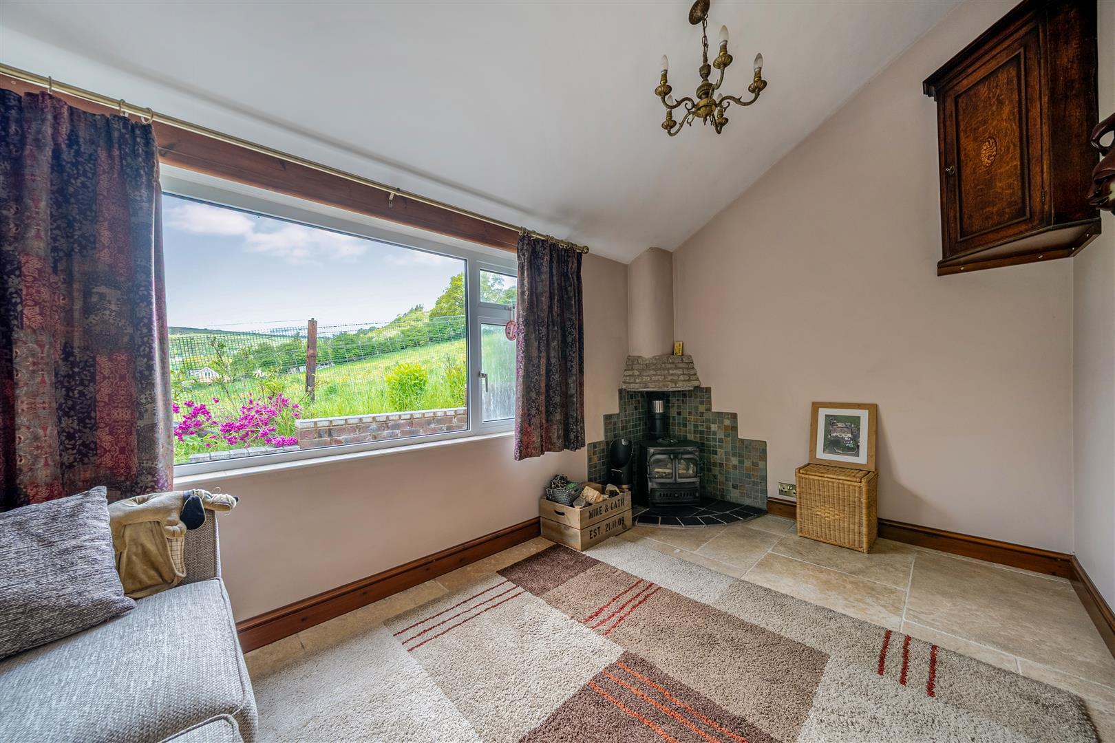 Property Image d87ea93a-4d65-4661-9a0b-86233df0c29a