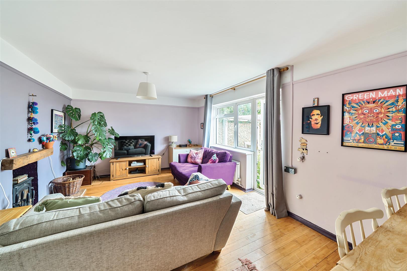 Property Image d880da47-2fde-4249-a5d6-1d3b9344cf6b