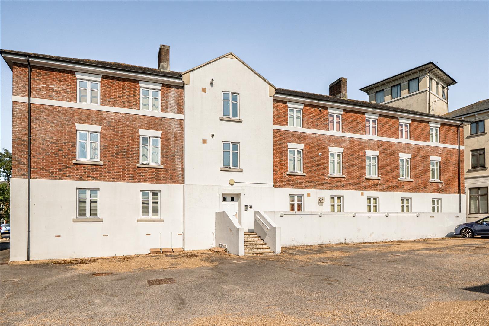 Property Image d89cc381-b118-4175-8d1f-3464e89cb06e