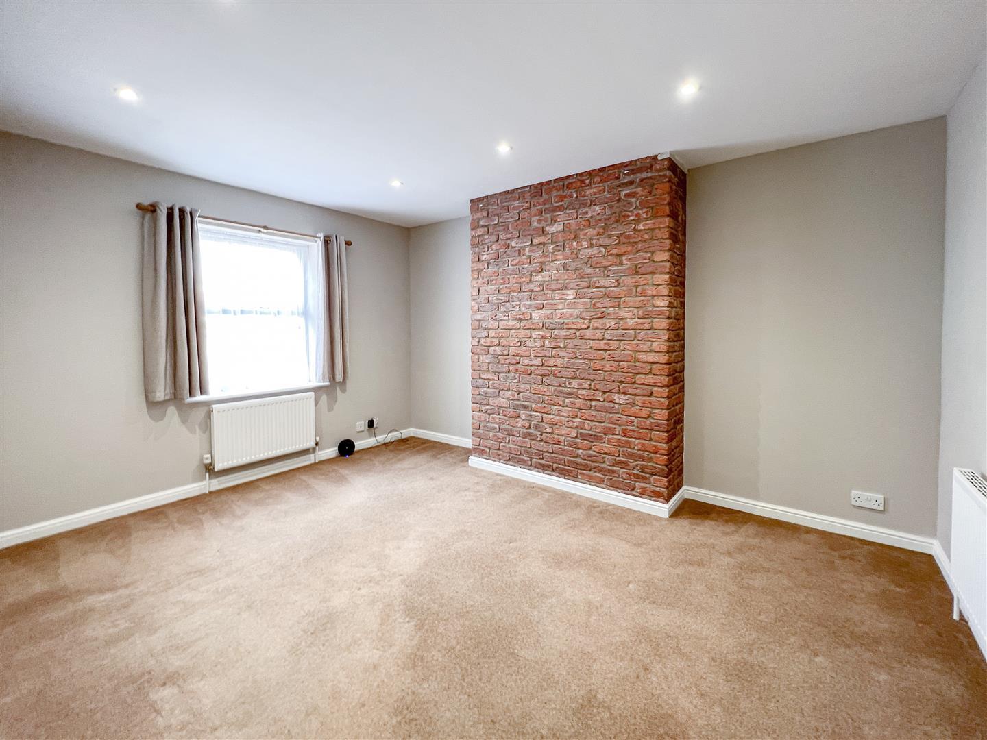 Property Image d8a02b9e-f7bb-403e-a9fb-b6a50088a46b