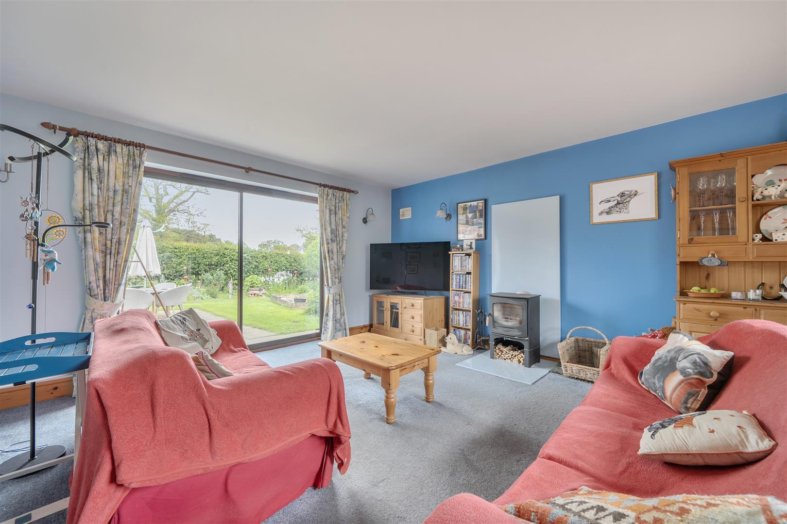 Property Image d8a83e2f-188d-4bdc-8bb4-d60b3b14d533