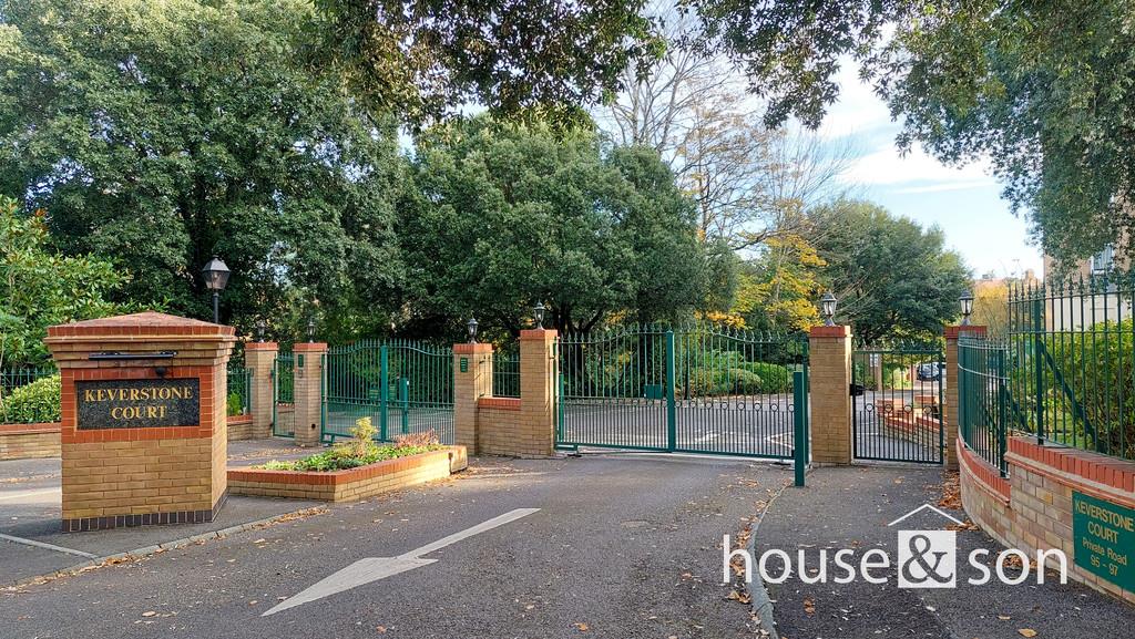 Property Image d8b22e67-7664-4ee0-befe-ebaf655d437d