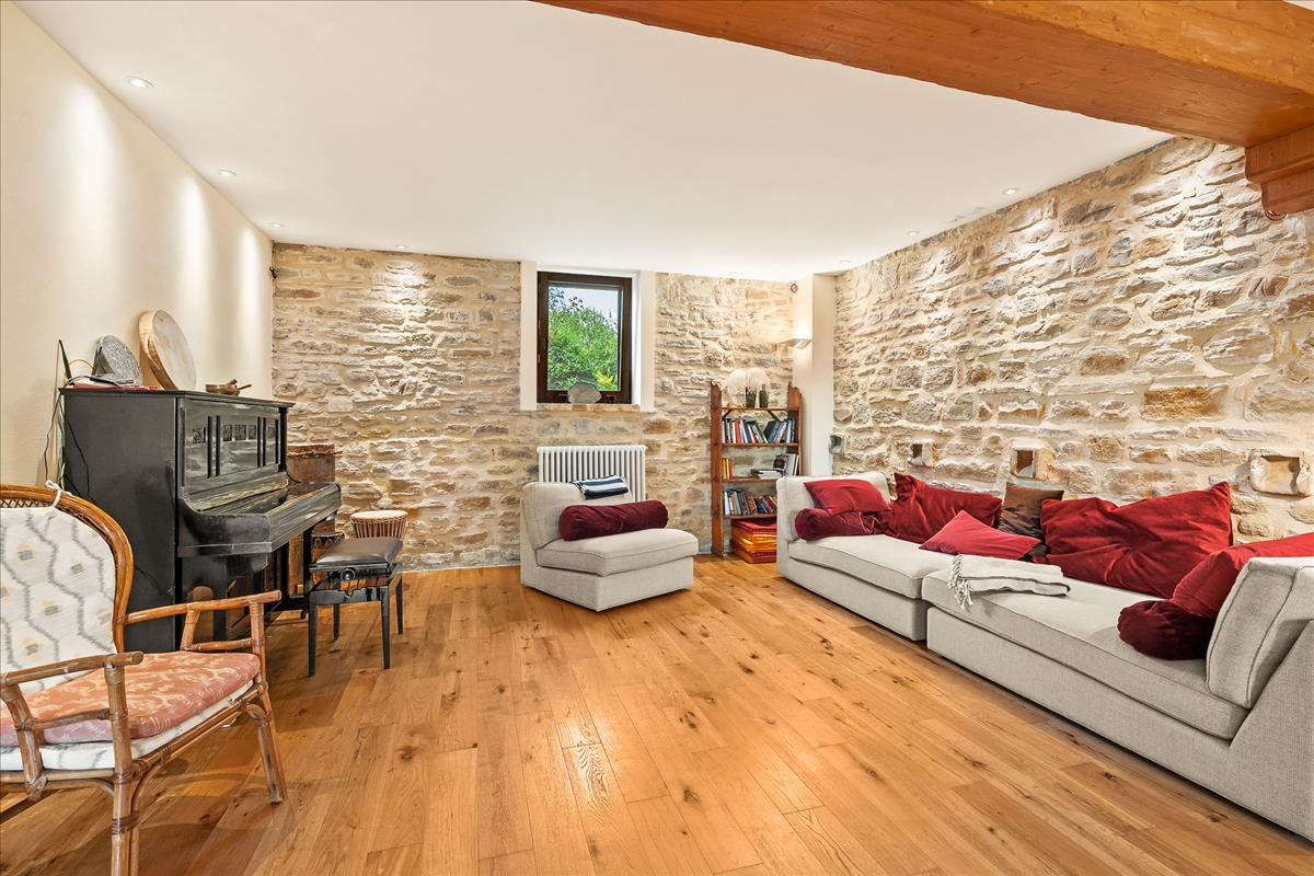 Property Image d8b854da-6445-47df-9e36-b0ae2af9ef64