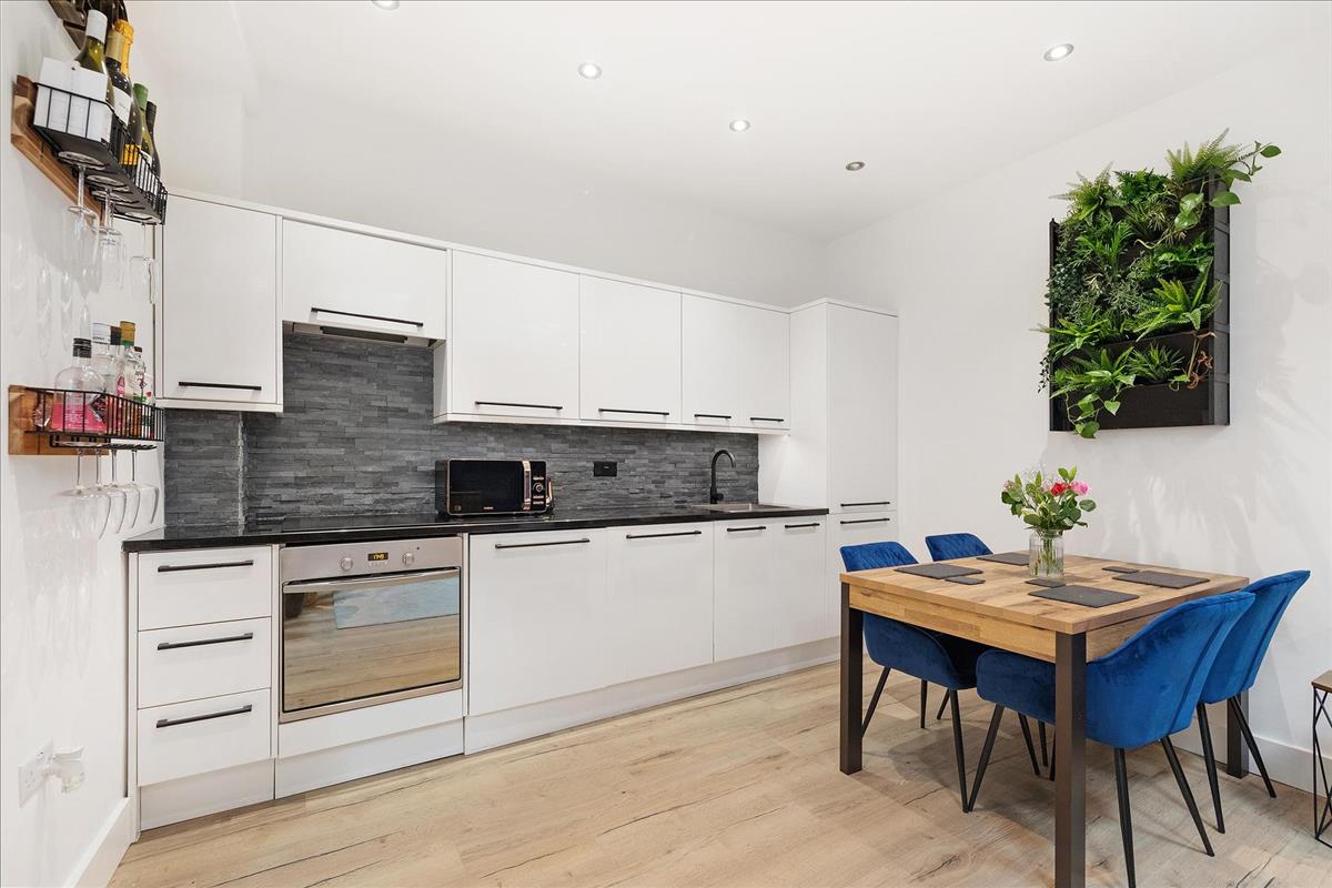 Property Image d8c78a77-f11e-4a5a-ad7c-8ff21b73fa42