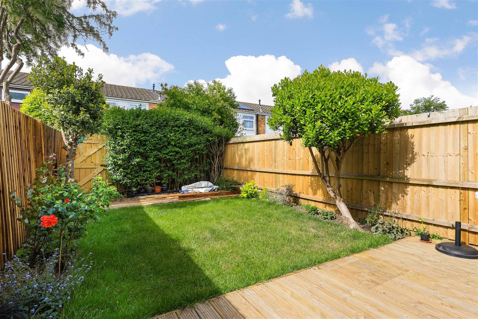 Property Image d8d39c34-80f0-4923-b16e-30d39426de8f