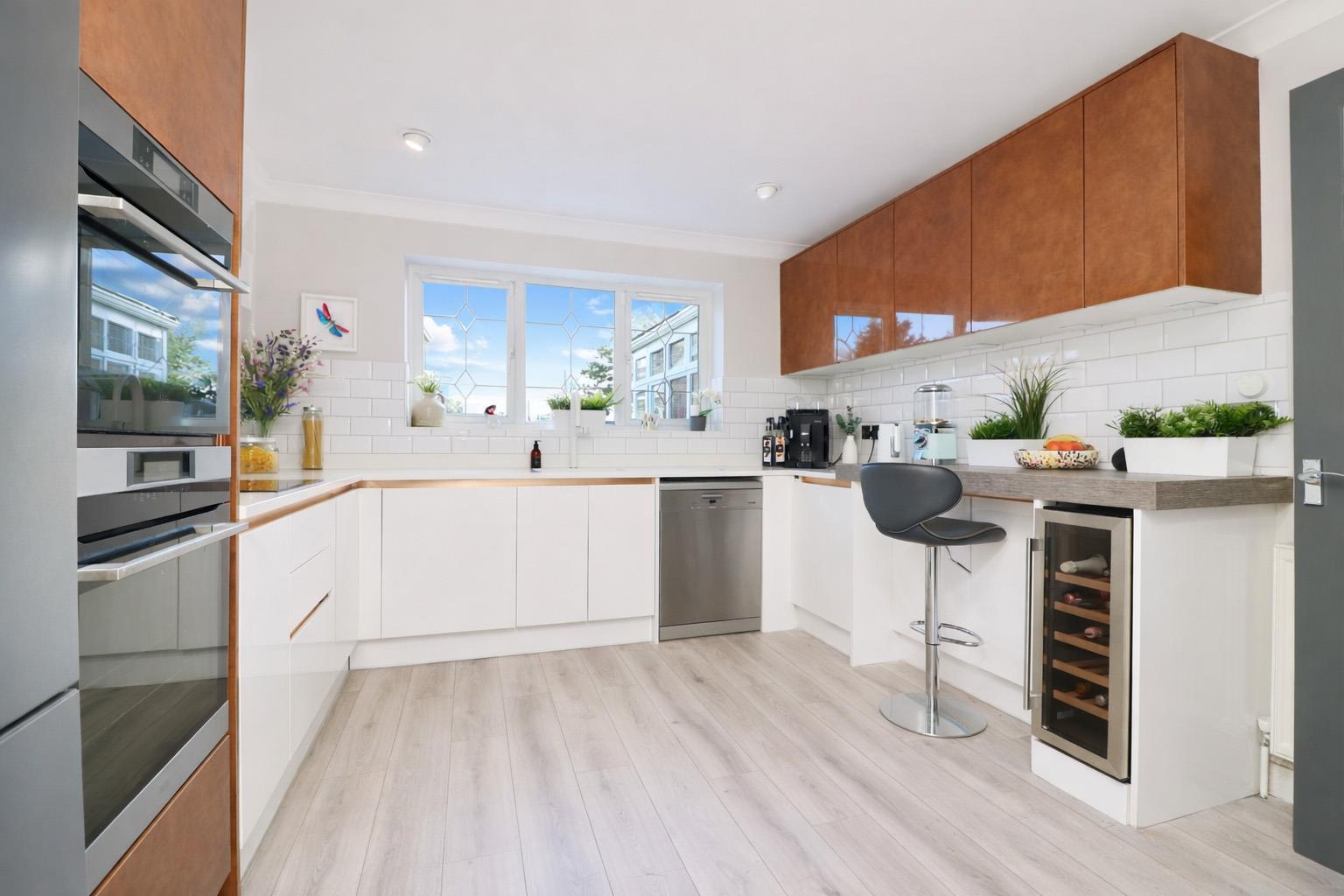 Property Image d8df0993-2798-4fe2-94c9-7446e93626aa