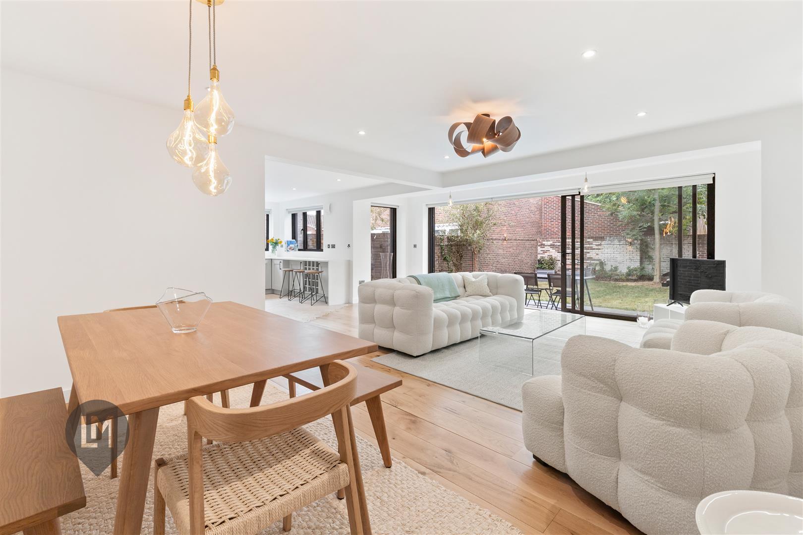 Property Image d8f5a690-1d5c-4c7e-bcf3-0022a19af72a